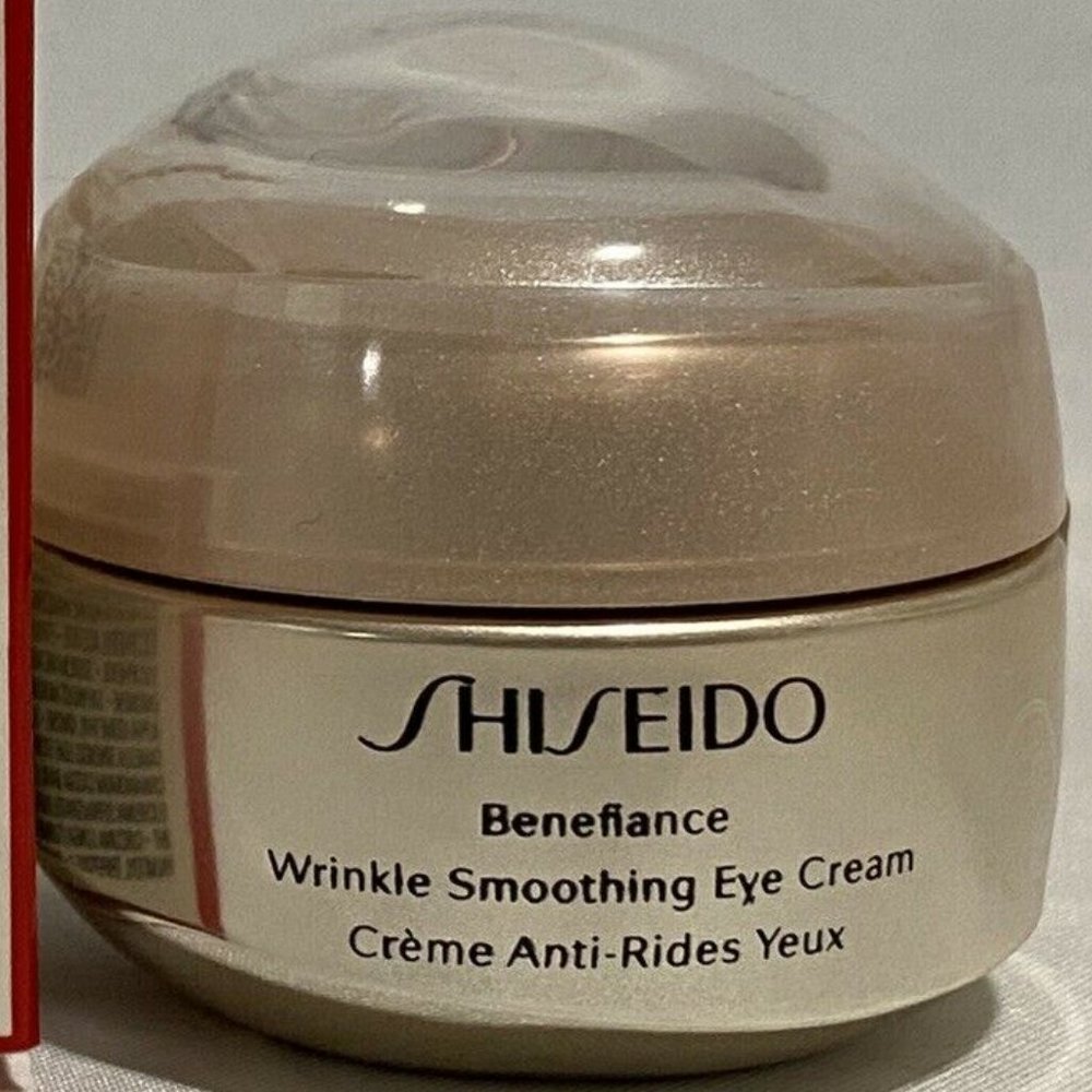 Shiseido Benefiance Wrinkle Smoothing Eye Cream - Picture 1 of 5